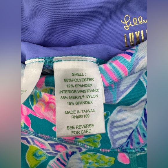 Lilly Pulitzer UPF 50+ Luxletic 21” Weekender High Rise Crop Legging Size XL - Picture 8 of 11